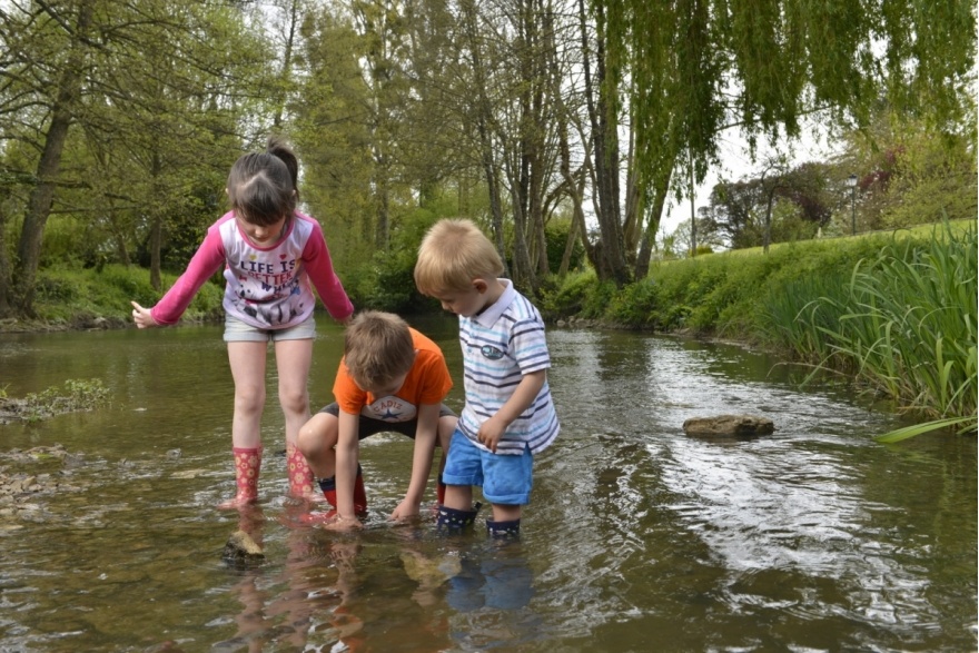 Les pieds dans l'eau © P. Beltrami