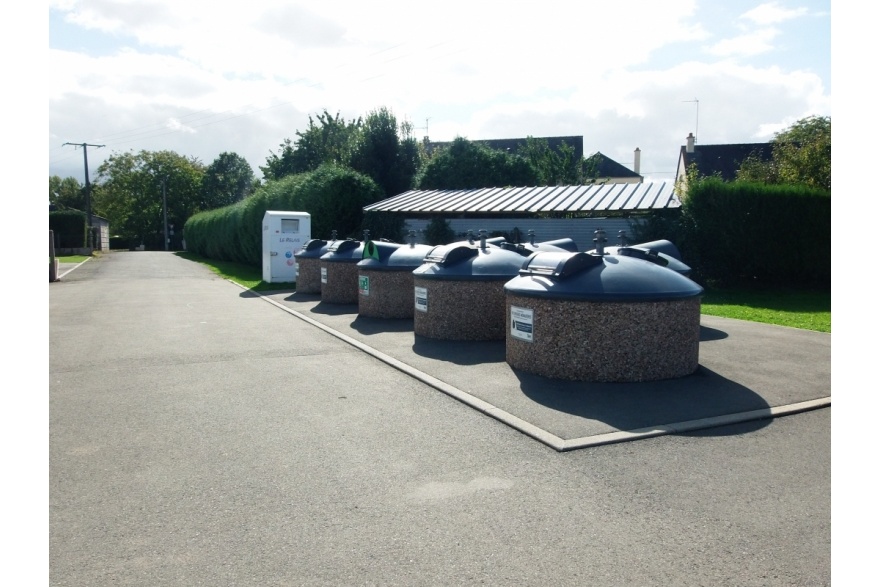 Rue de Montalon à St Mars sur Colmont