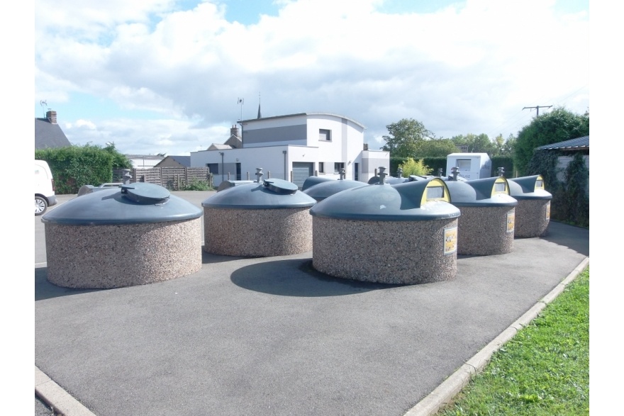 Rue de Montalon à St Mars sur Colmont